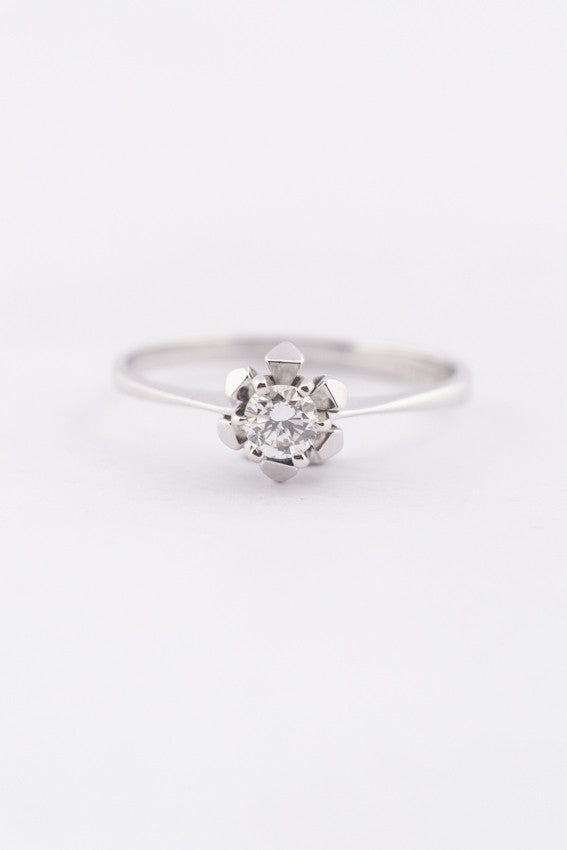 wit gouden solitair ring