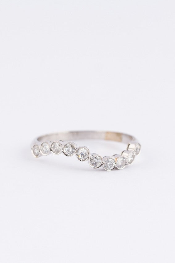 9 krt. slag ring met 10 briljanten (Bwg)