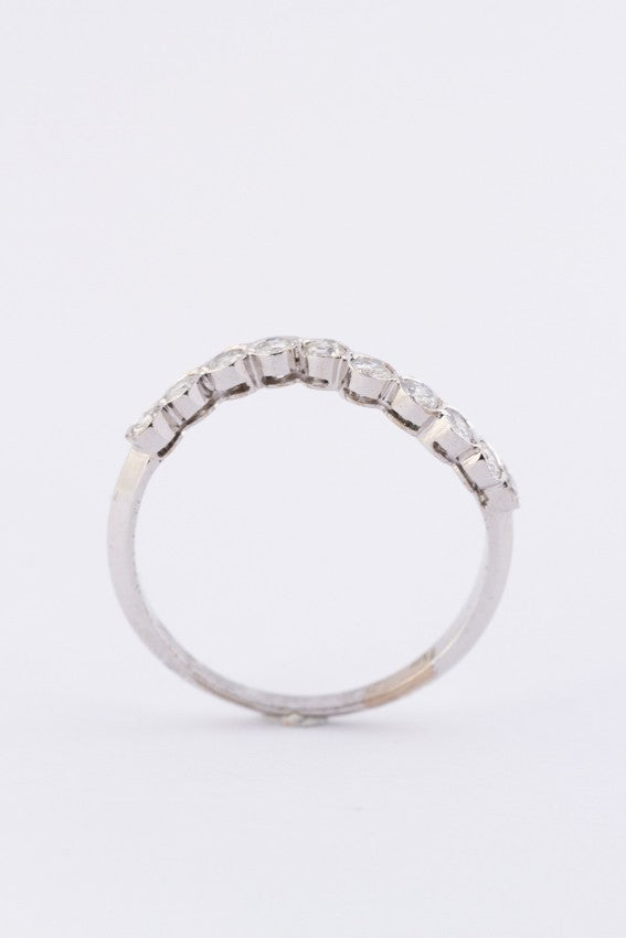 9 krt. slag ring met 10 briljanten (Bwg)