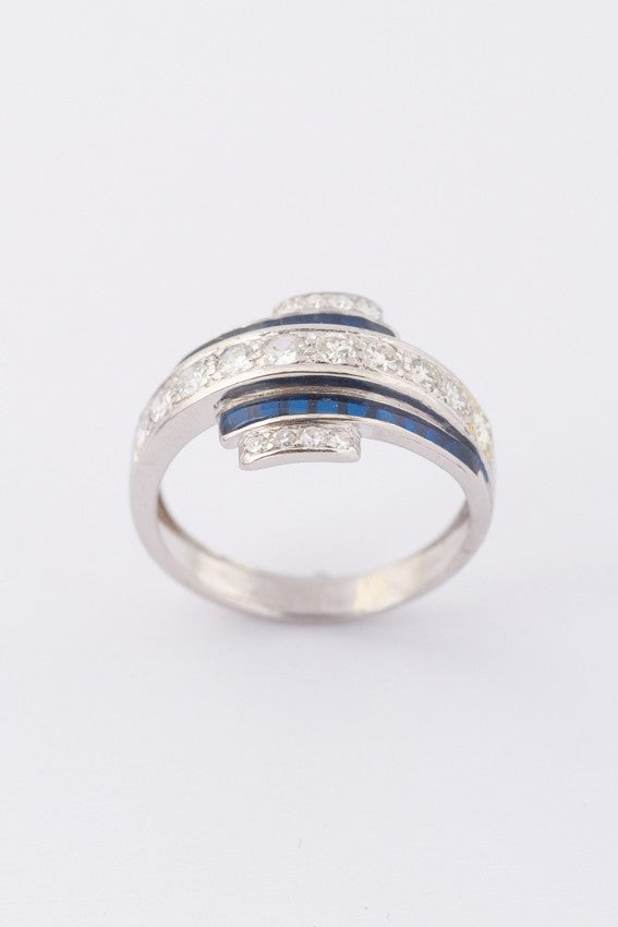 Platinum ring with diamonds and blue enamel