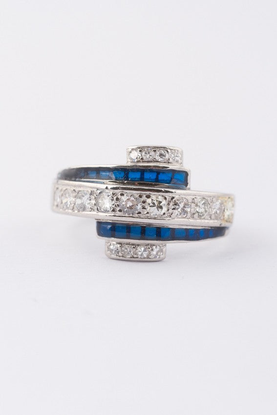 Platinum ring with diamonds and blue enamel