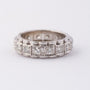 White gold alliance ring with 16 brilliant-cut diamonds. Total weight approx. 0.80 ct.