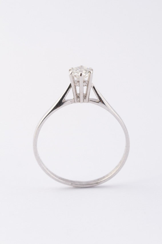 Wit gouden solitair ring met een briljant (0.35 ct.)