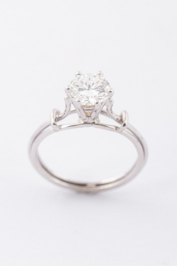 White gold solitaire ring with a brilliant