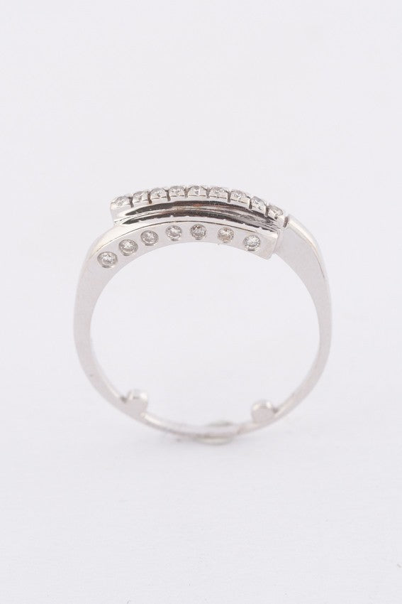 White gold row ring with diamonds