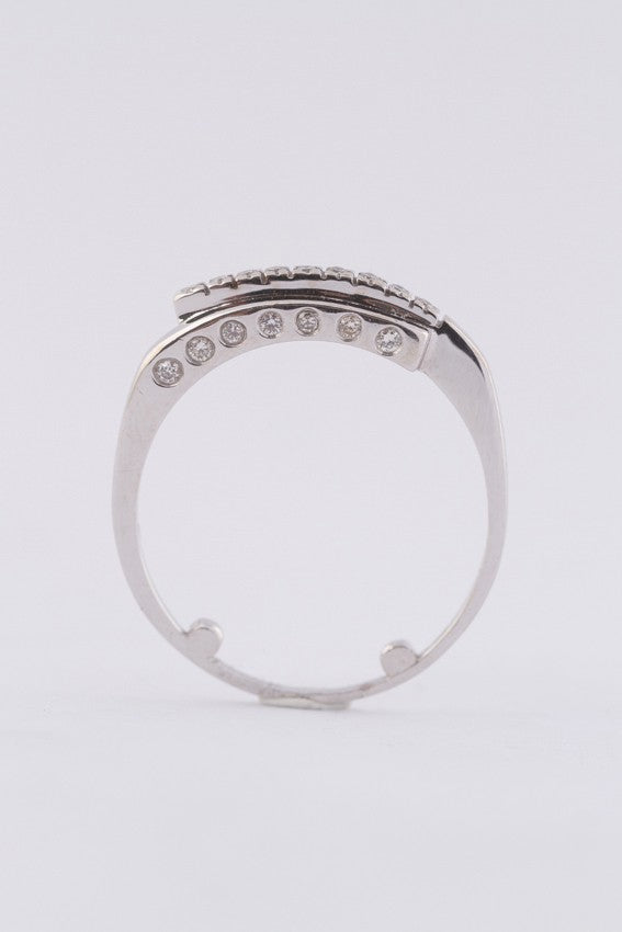 White gold row ring with diamonds