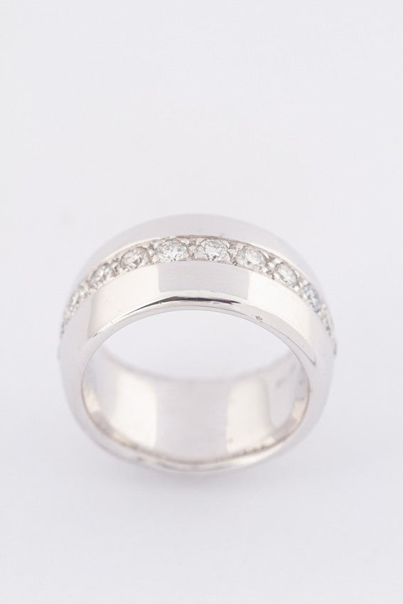 Wit gouden ring met briljanten