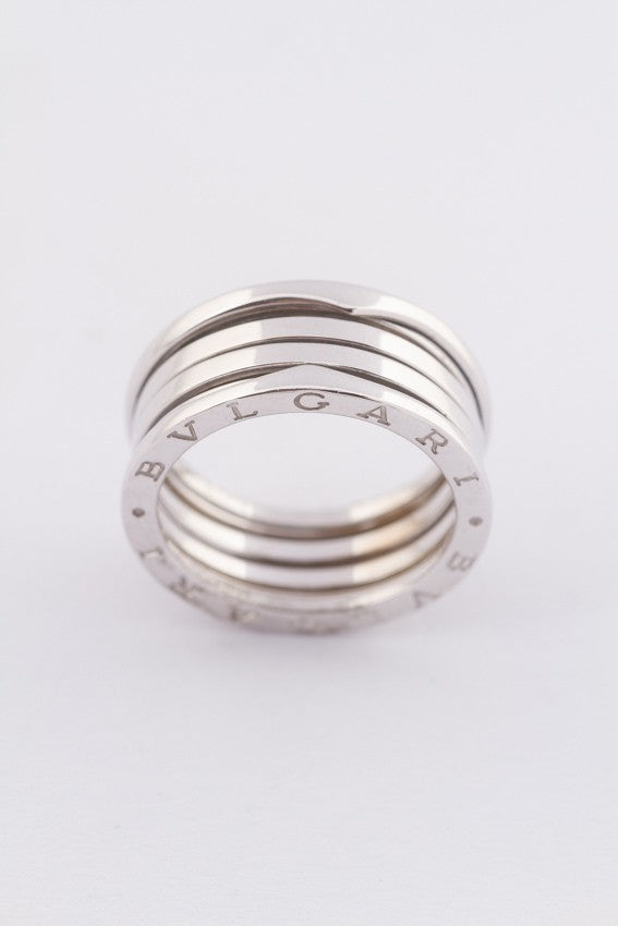 Wit gouden Bvlgari ring