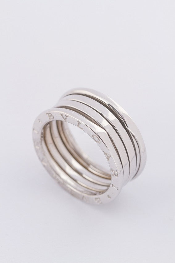Wit gouden Bvlgari ring