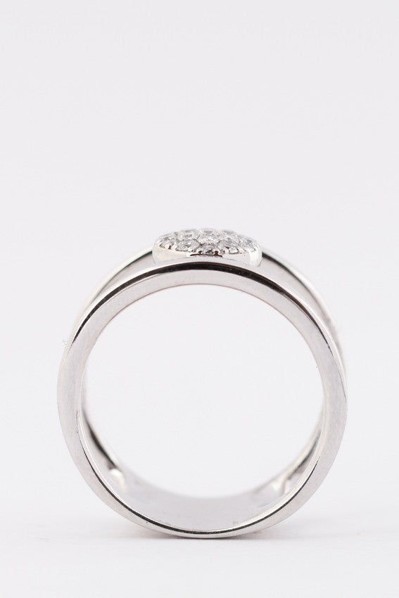 White gold double ring with 24 diamonds