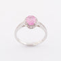 Wit gouden entourage ring met roze saffier en briljanten
