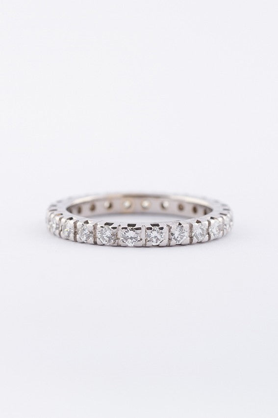 white gold alliance ring with 24 diamonds
