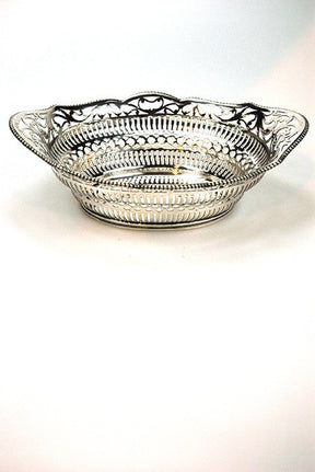 Silver bonbon basket