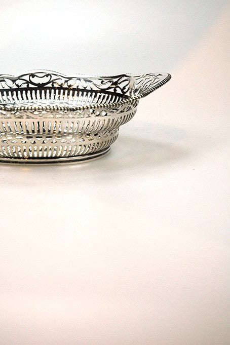 Silver bonbon basket