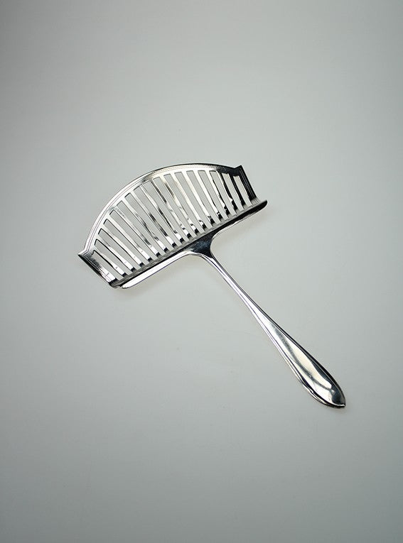 Silver asparagus scoop
